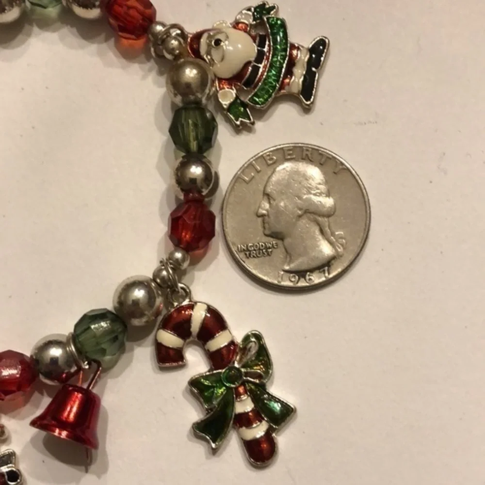 New Beaded Stretch Dangle Christmas Holiday Santa Snowman Bracelet